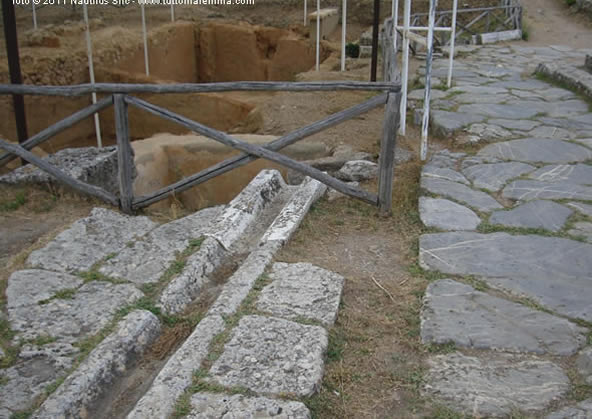 Roselle - edificio etrusco dei due vani